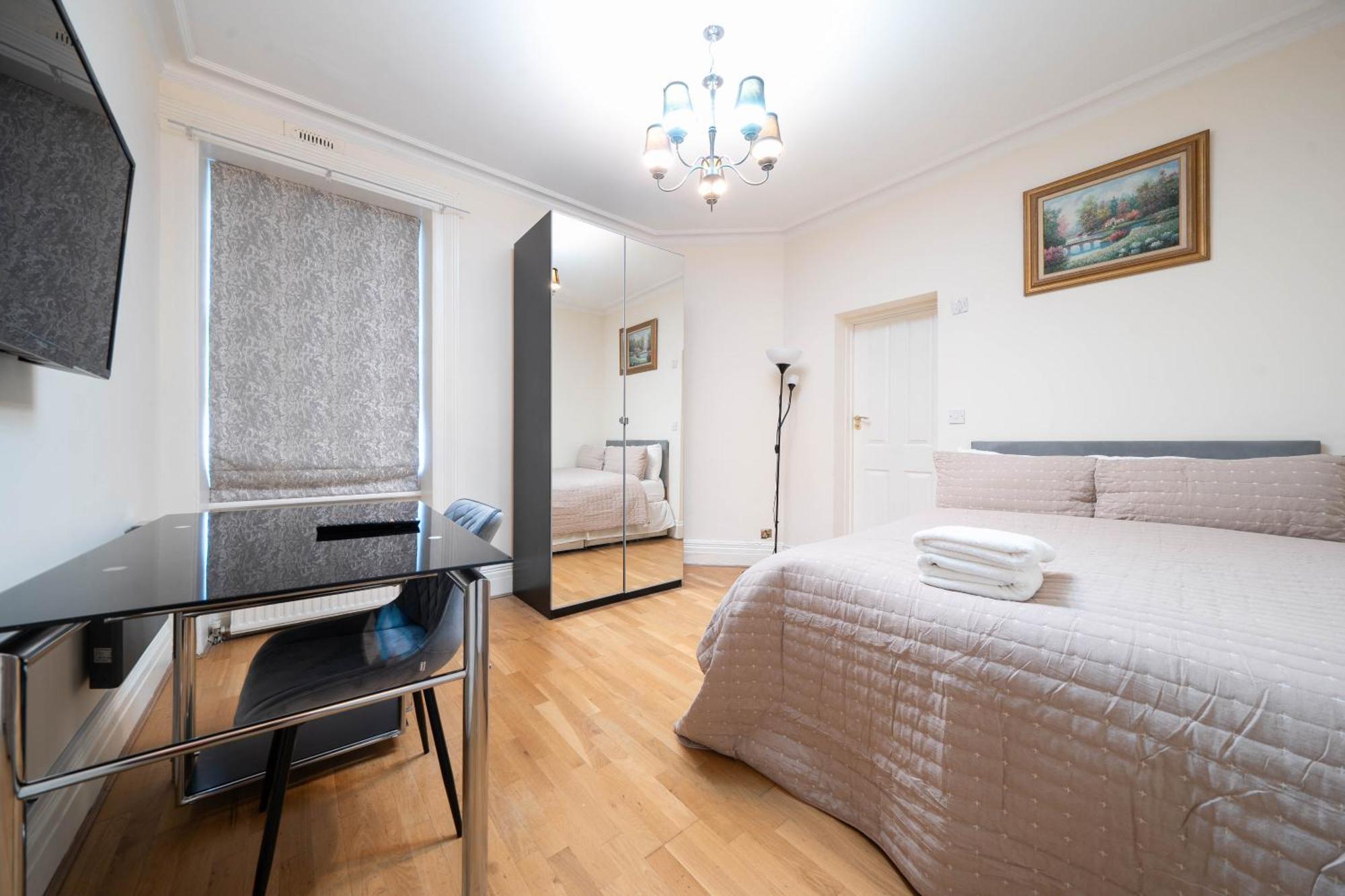Hyde Park Rooms & Apartments Лондон Экстерьер фото